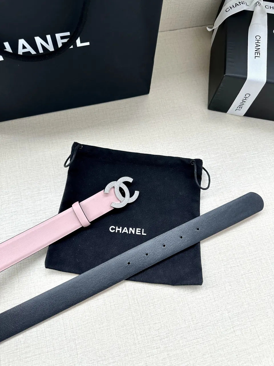 rhinestone Chanel Pink Leather Belt - Hình 7