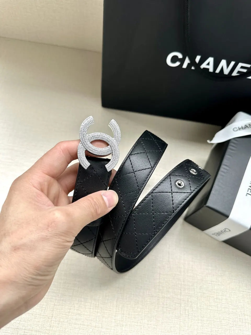 Chanel Quilted Black Belt Rhinestone - Hình 3