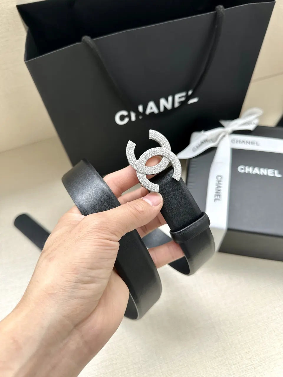 black Chanel Crystal CC Belt - Hình 3