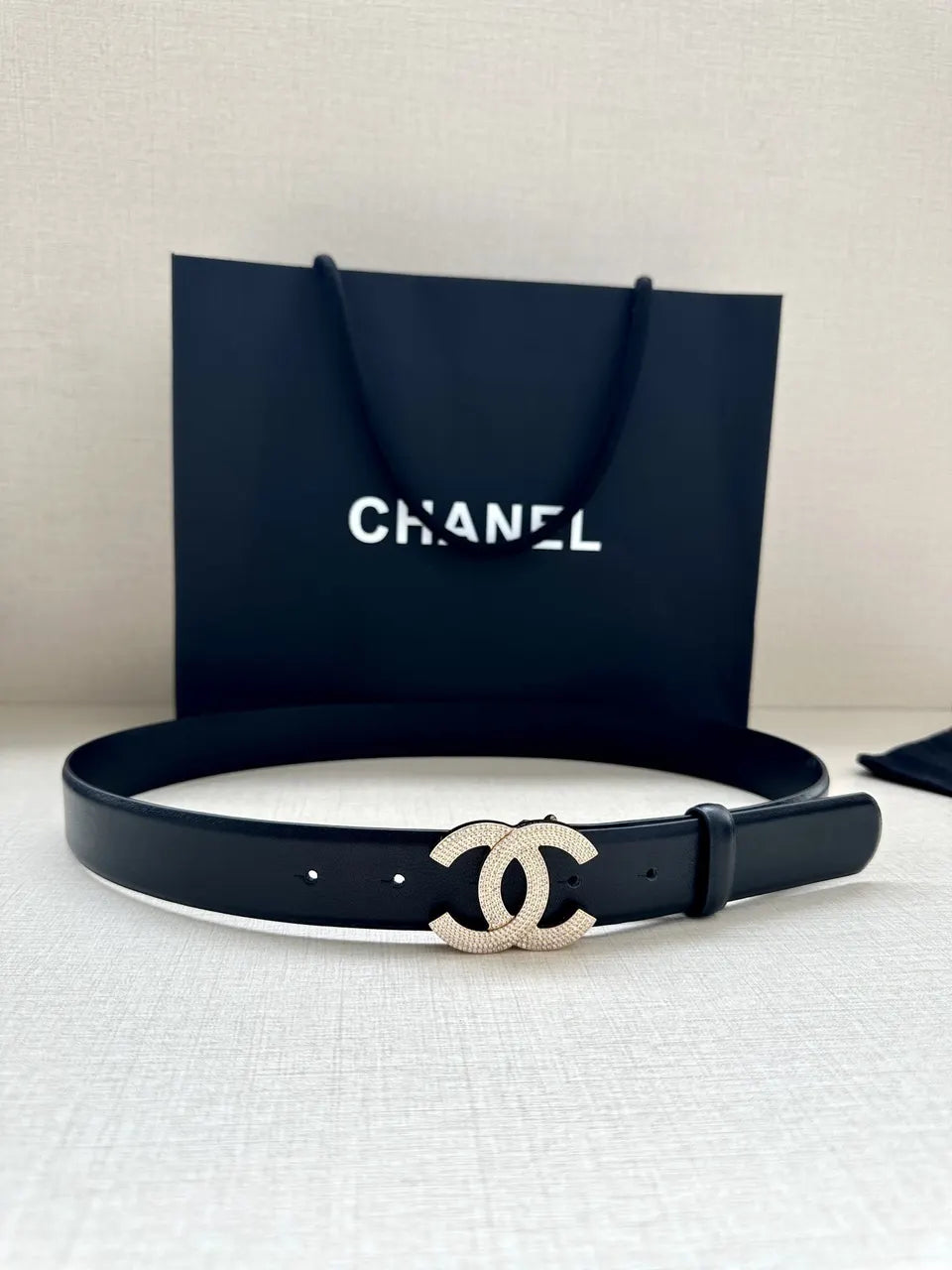 black Chanel Crystal CC Belt - Hình 5