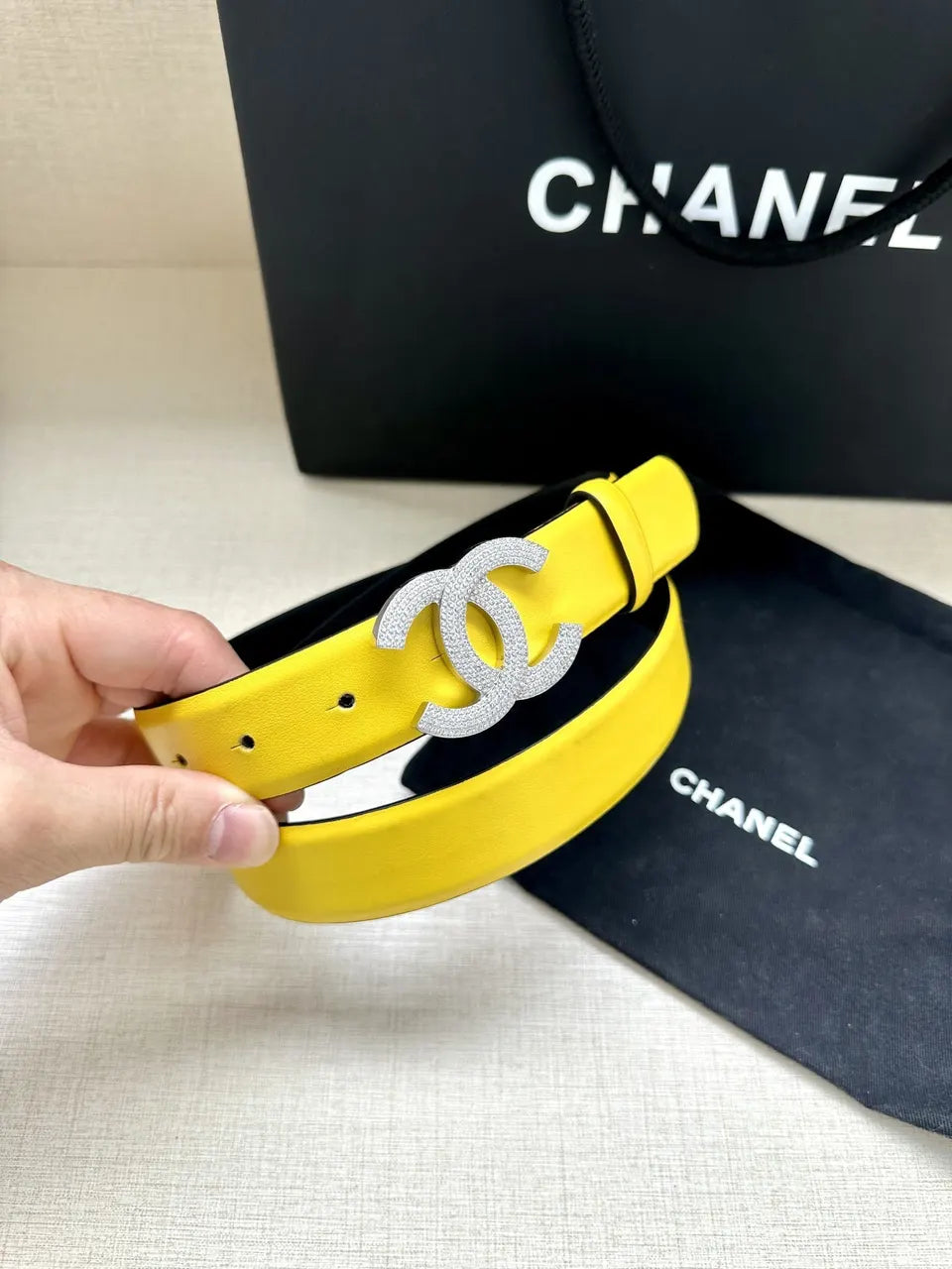 rhinestone Chanel Yellow Leather Belt - Hình 6