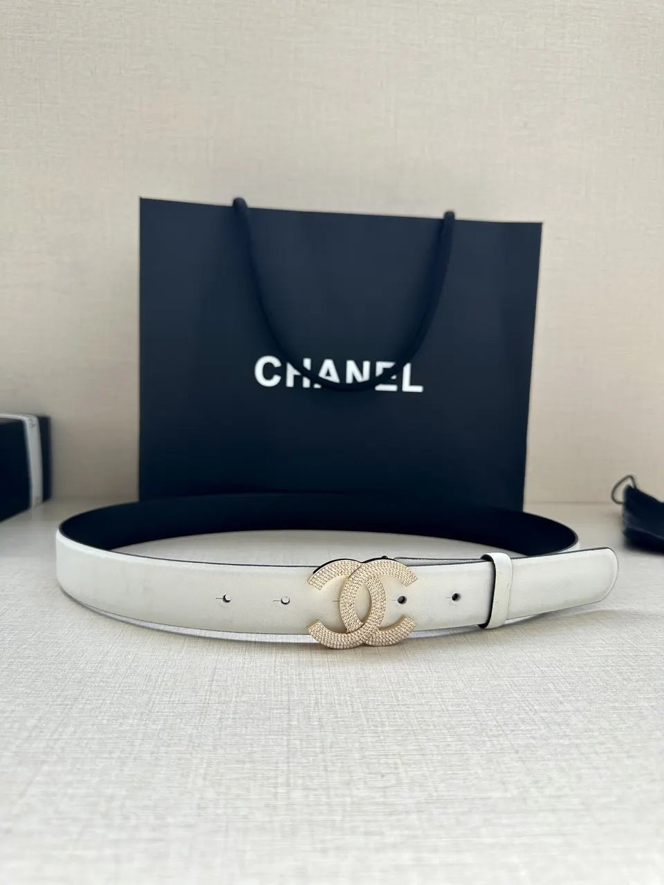 silver Chanel White Leather Belt - Hình 5