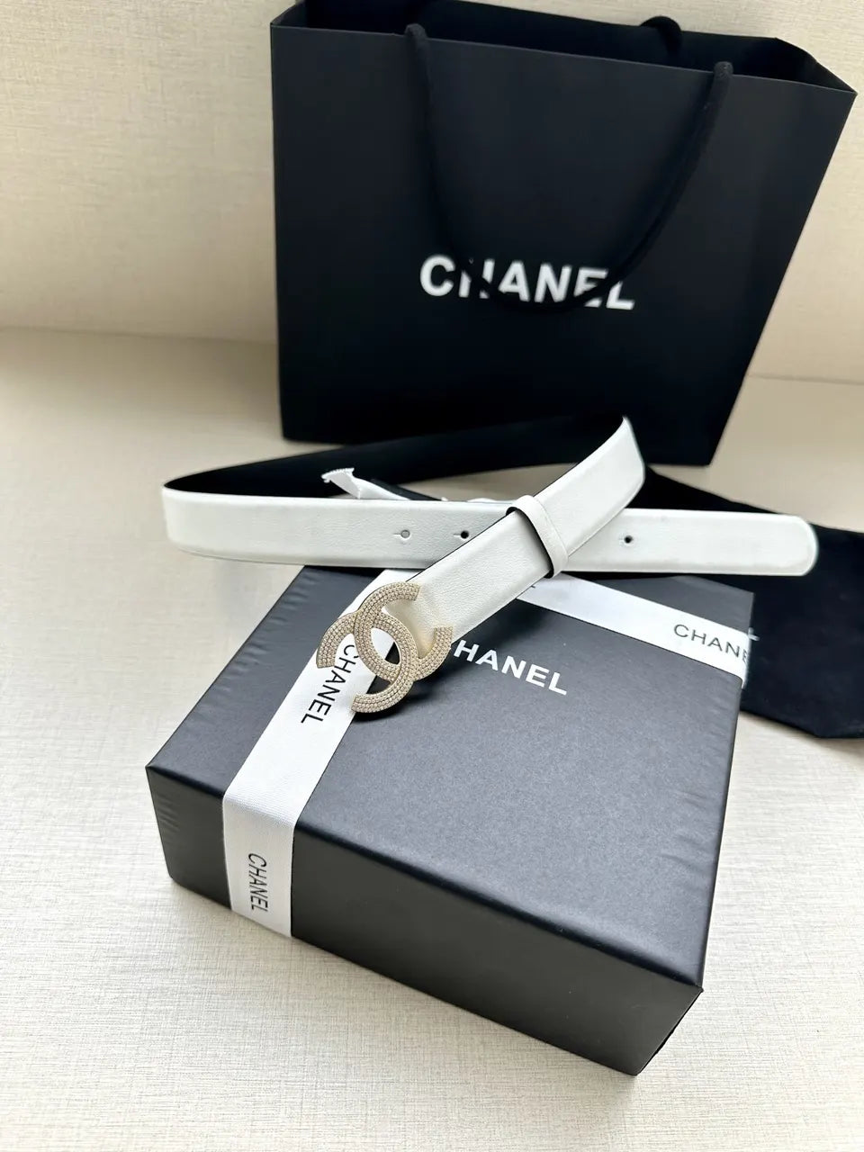silver Chanel White Leather Belt - Hình 7