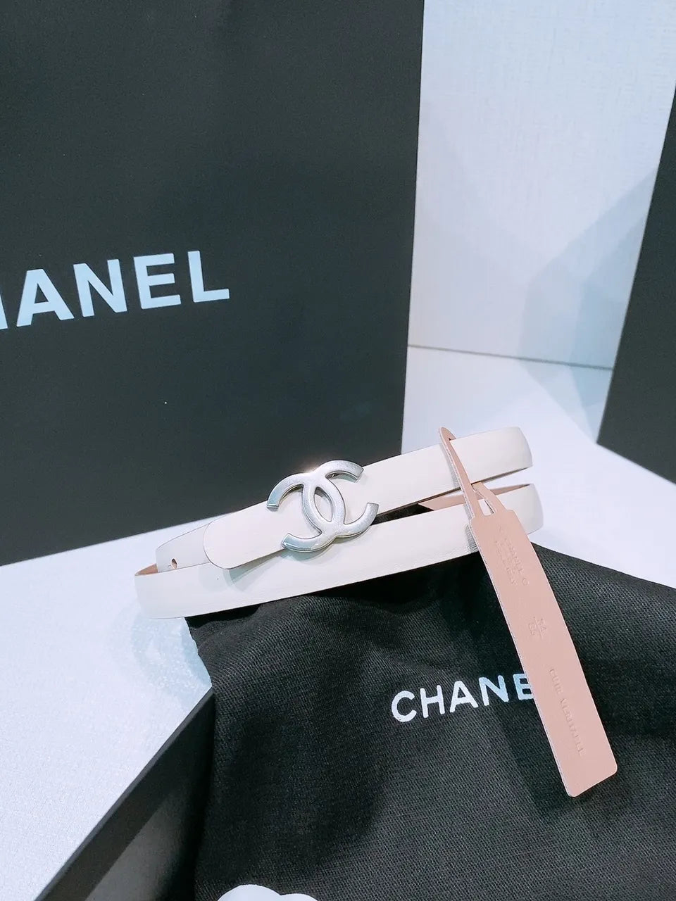 Chanel Cream Leather Belt - Hình 2
