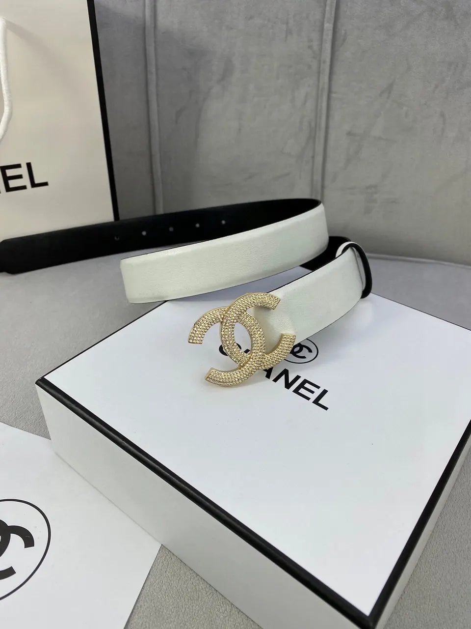 rhinestone Chanel White Leather Belt - Hình 2