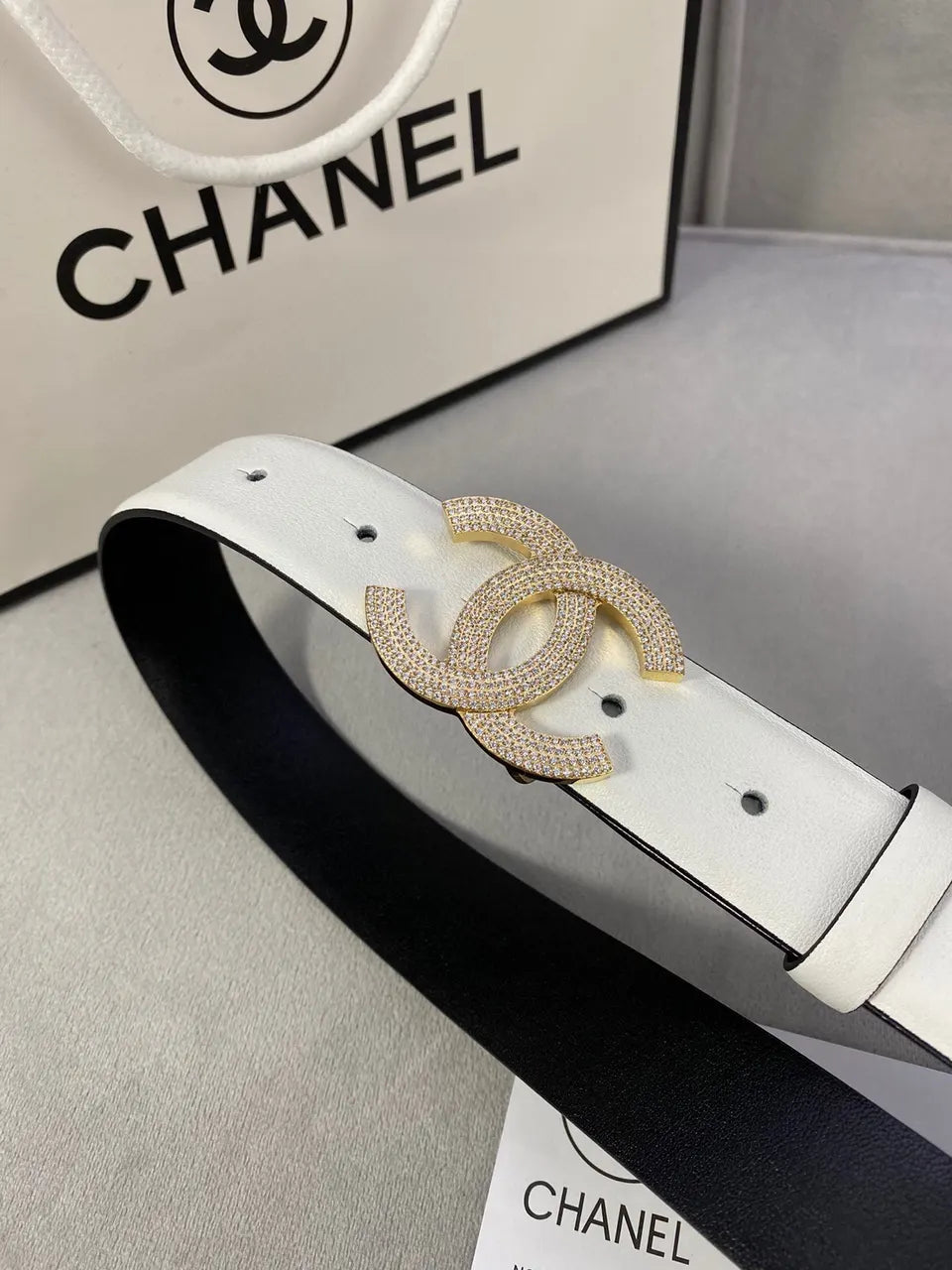 rhinestone Chanel White Leather Belt - Hình 7
