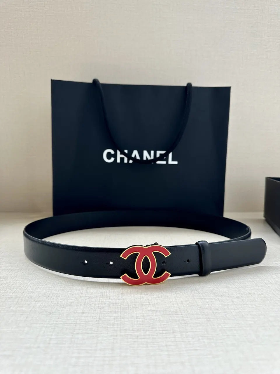 Chanel Red CC Black Belt - Hình 5