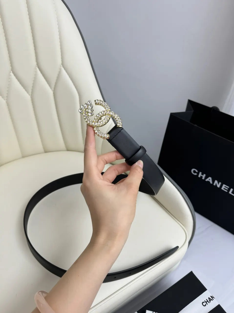 Chanel Black Leather Belt Crystal CC - Hình 4