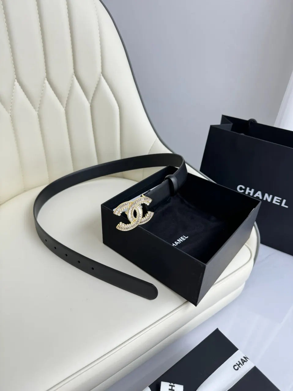 gold Chanel Black Leather Belt - Hình 2