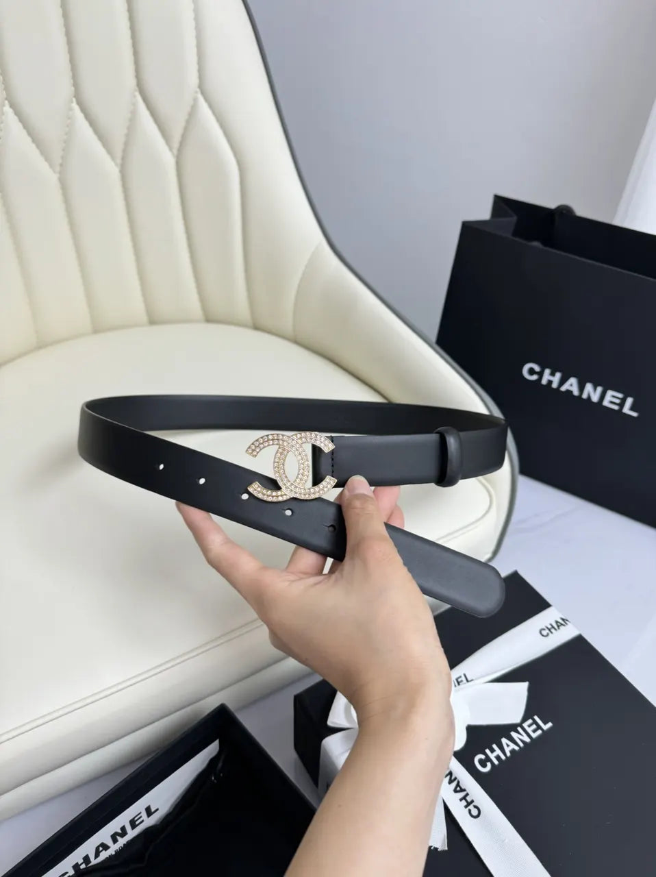 Chanel Crystal CC Black Belt - Hình 3