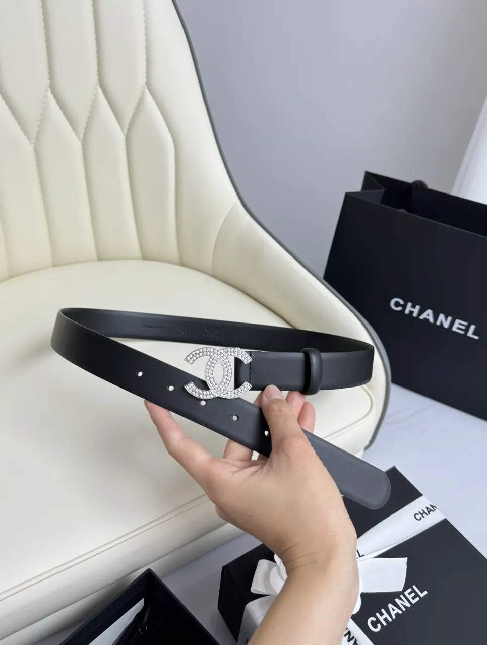 Chanel Crystal CC Leather Belt - Hình 3