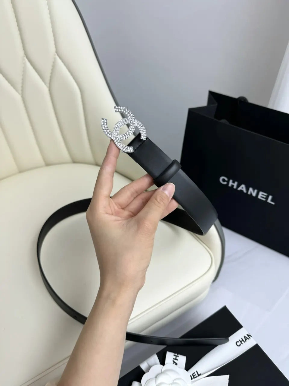 Chanel Crystal CC Leather Belt - Hình 4