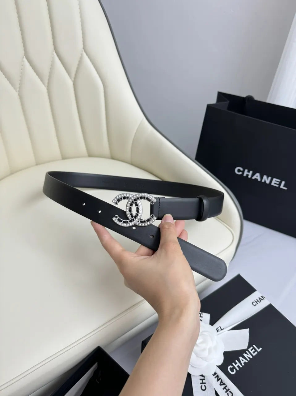 Chanel Crystal CC Black Belt - Hình 3