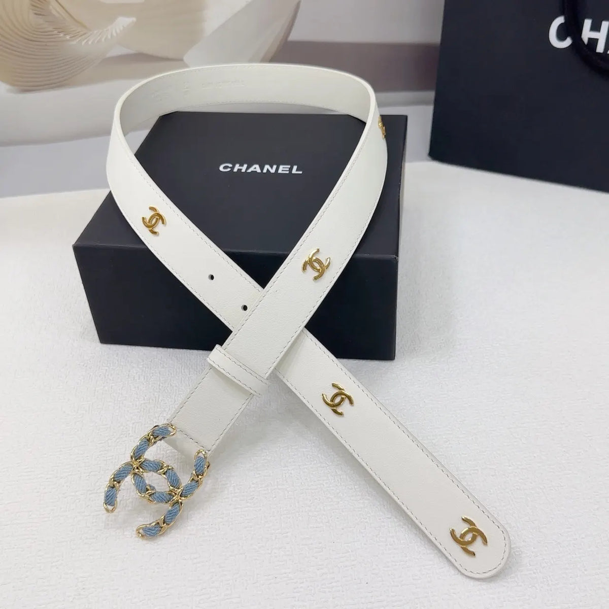 Chanel White Denim CC Belt - Hình 6