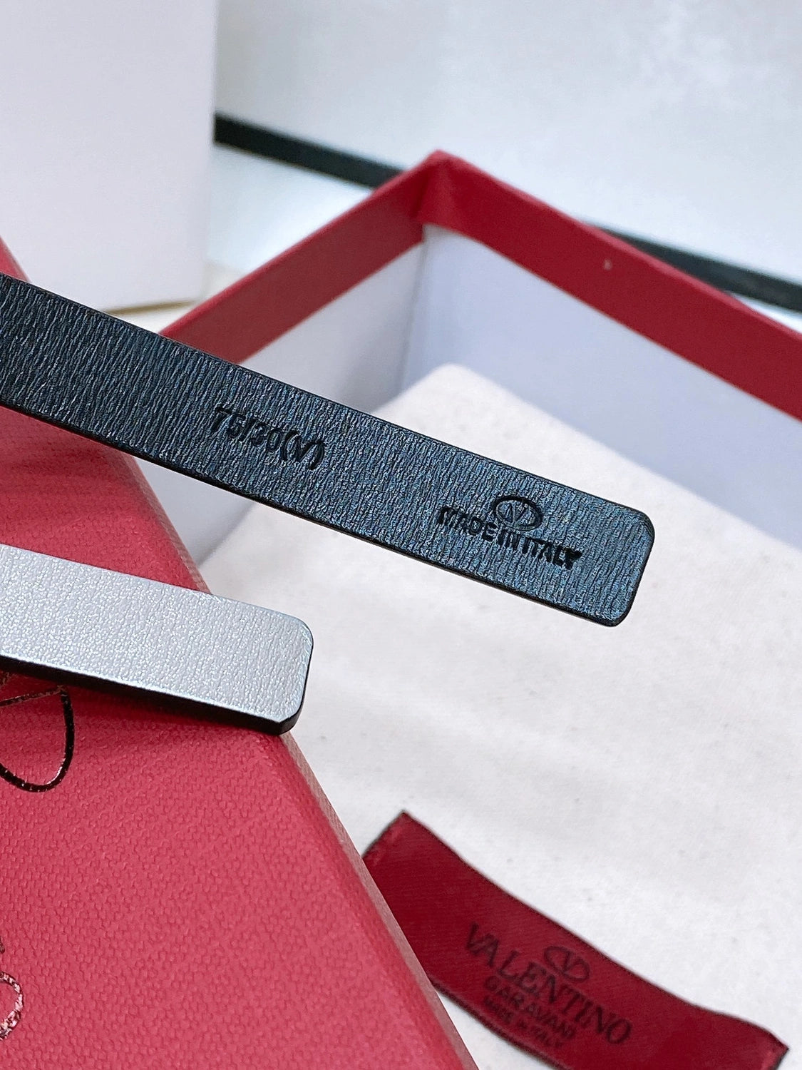 Valentino Silver Rockstud Belt - Hình 3