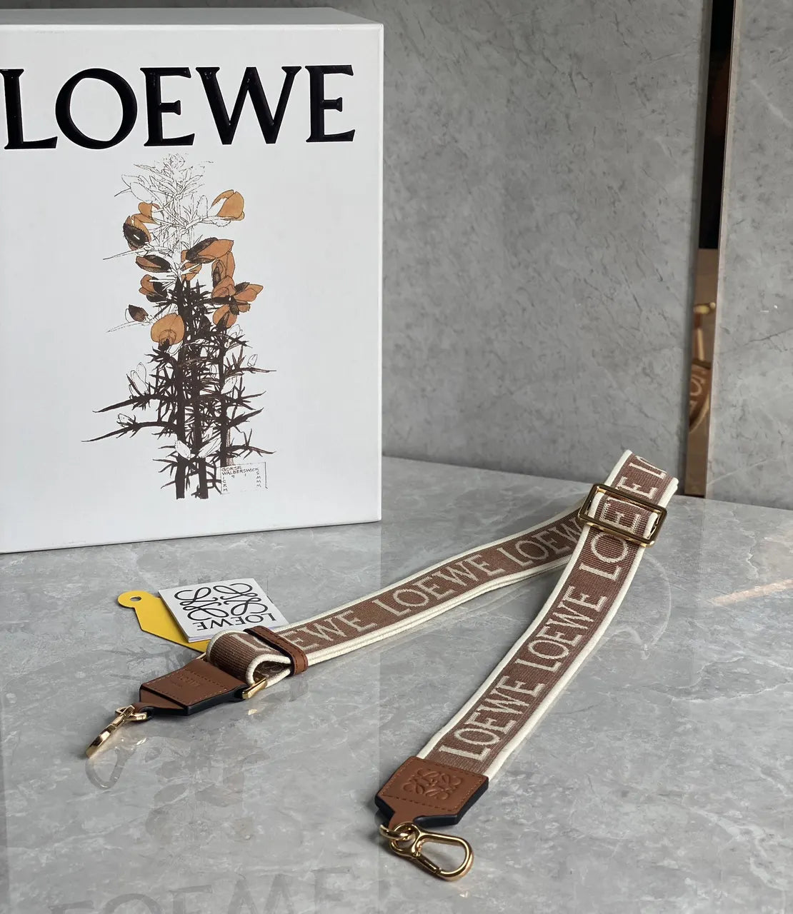 Loewe Brown Logo Strap - Hình 5
