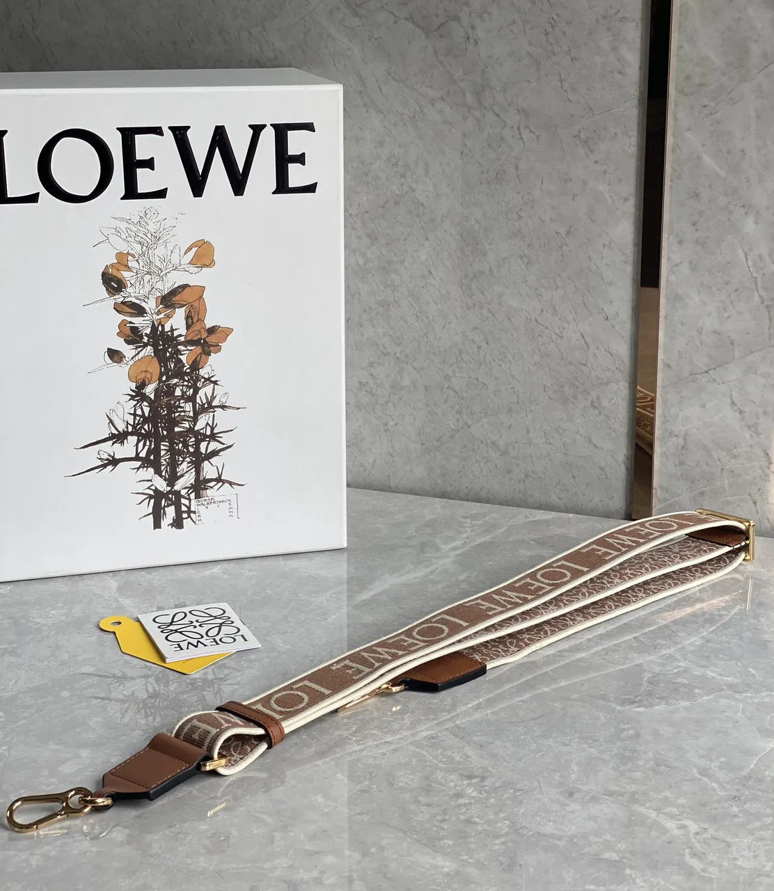 Loewe Brown Logo Strap - Hình 4