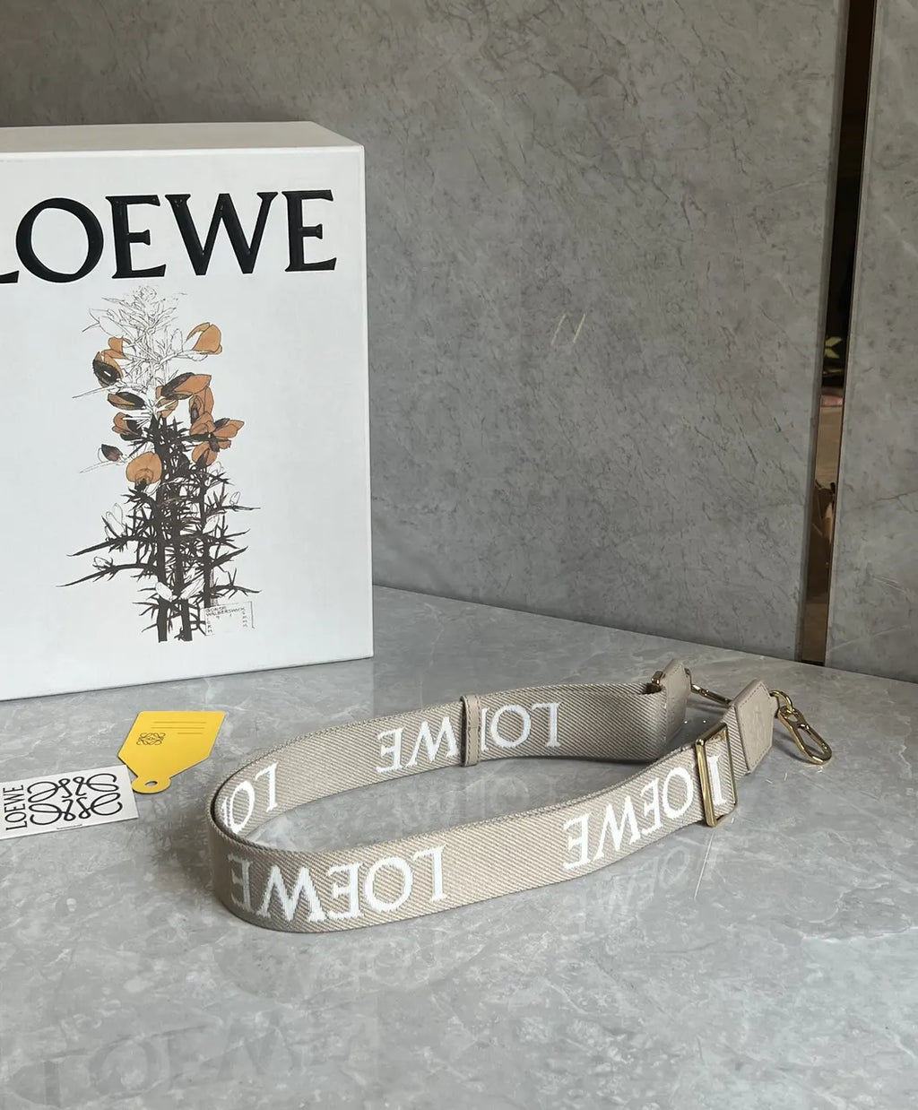 Loewe Beige Logo Strap - Hình 4