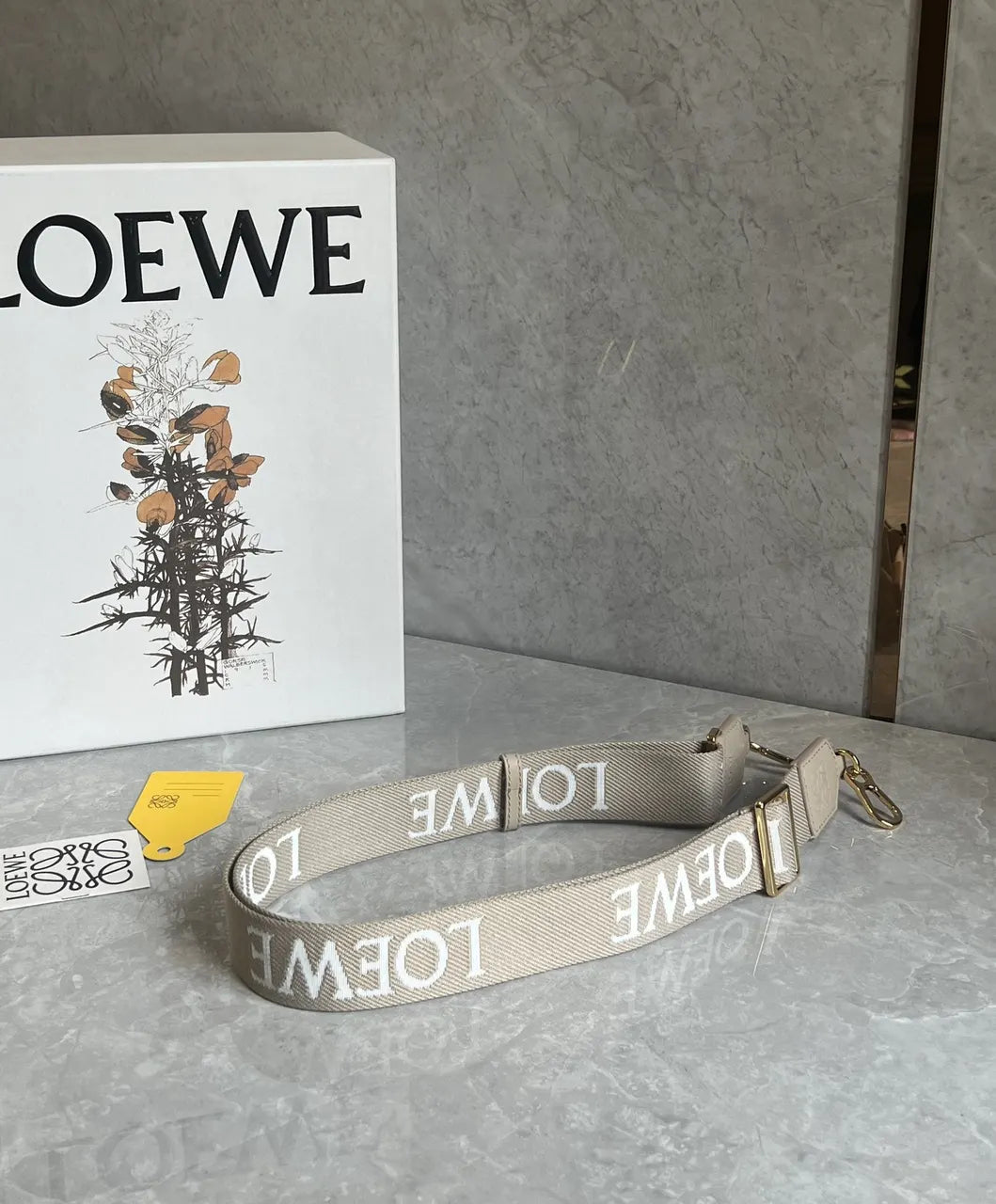 Loewe Beige Logo Strap - Hình 4