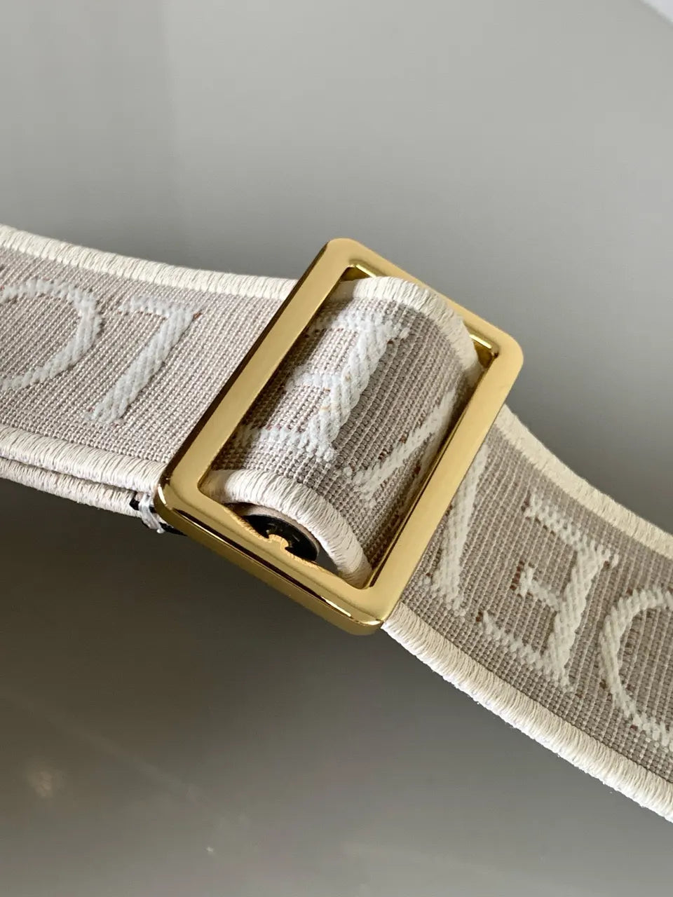 designer Loewe Beige Logo Strap - Hình 4