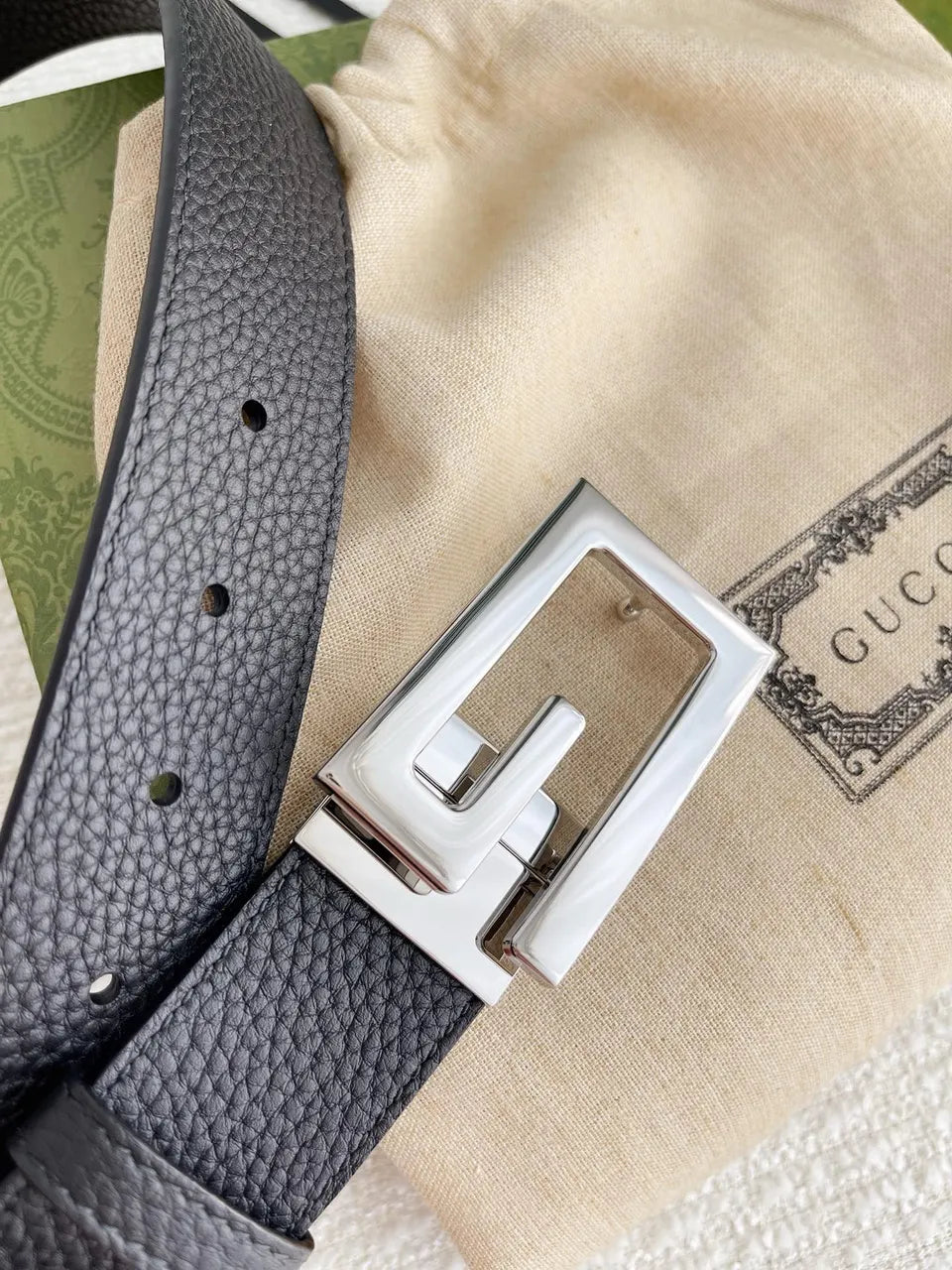Gucci Black Leather Silver Buckle - Hình 5